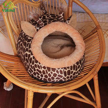 S/M/L Giraffe Printed Bed